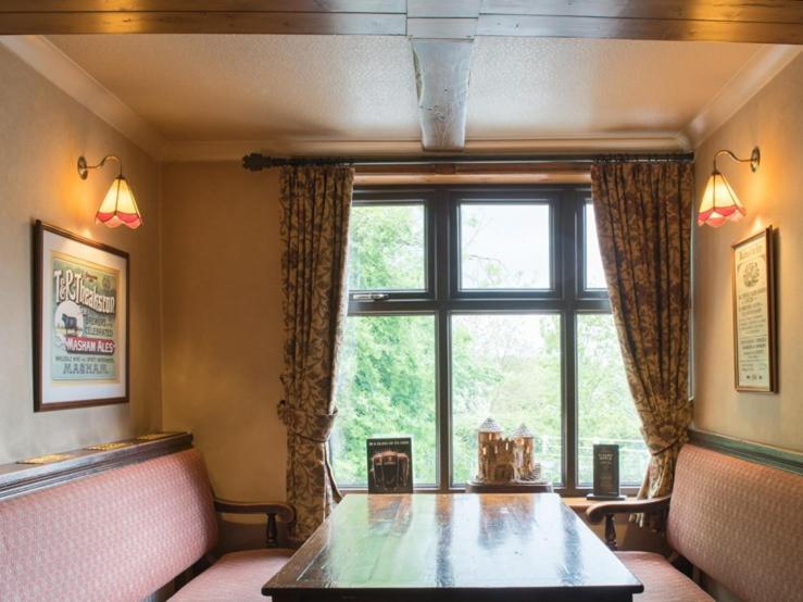 Hotel The Olde Peculiar Rugeley Esterno foto